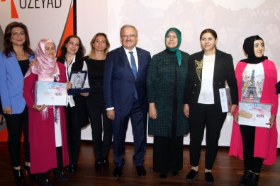 Antalya Valiliğinden Eğitimi Yarım Kalan Kadın Ve Çocuklar İçin Örnek Proje