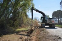 Manisa'da 2 Bin 500 Metrelik Dere Çalışması