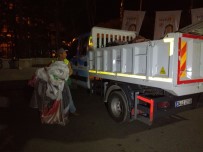 SELİM BAYRAKTAR - Afiş Ve Pankartlar Toplanıyor