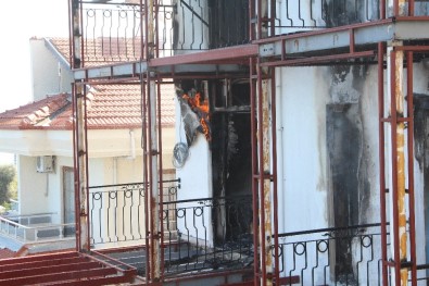 Fethiye Şovalye Adasında 2 Milyon TL'lik Villa Yandı