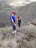 Kayalıklarda Mahsur Kalan Keçileri AFAD Kurtardı