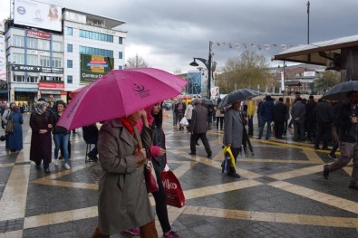Malatya'da Sağanak Yağış Etkili Oluyor