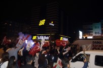 Antalya'da Konvoylu 'Evet' Kutlaması