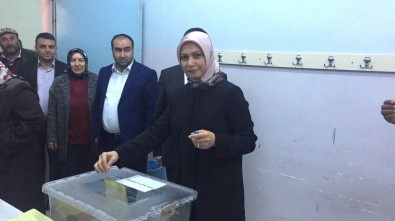 Candemir Çelik Oyunu Oğuzeli'nde Kullandı