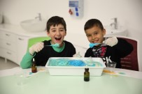 MODELLER - Çocuklar Bilimi Atölye Çalışmalarında Öğreniyor