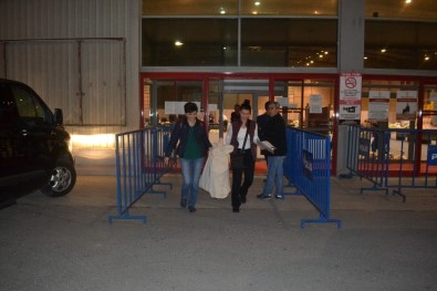 İzmir'de Seçim Torbaları Dağıtıldı