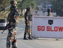 Keşmir'de çatışma: 1 ölü 54 öğrenci yaralı