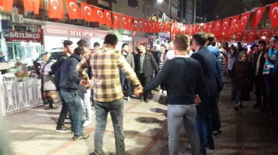 Rize'de Referandum Sonuçlarına Horonlu Kutlama