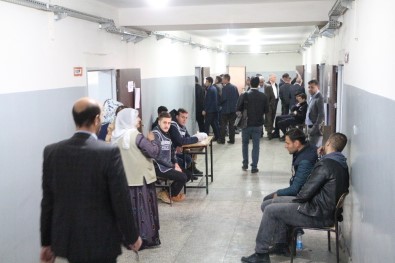 Şırnak'ta Toplu Taşıma Araçları, Halk Oylaması Nedeni İle Ücretsiz Hizmet Verecek