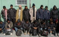 Başkale'de 16 Kaçak Şahıs Yakalandı