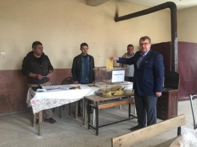 Bilecik'te Siyasetçilerin Ve Vali Elban'ın Oy Kullandığı Sandıkların Sonuçları Belli Oldu