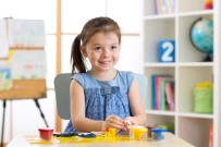 İNİSİYATİF - Sorumluluk Bilinci Sosyal Çevreden Kazanılıyor