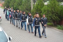 FETÖ'den 7'Si Rütbeli Asker 8 Kişi Tutuklandı