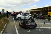 DÜŞÜNÜR - Otomobil İkiye Ayrıldı Açıklaması 1 Ölü, 3 Yaralı