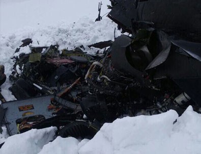 Tunceli'deki helikopter kazasından ilk görüntüler