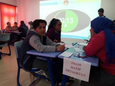 Çavdarhisar'da Ortaokullar Arası Bilgi Yarışması
