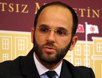 Faik Tunay CHP'yi yerden yere vurdu