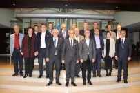 EGE İHRACATÇı BIRLIKLERI - İhracatçı Yakın Zamanda Sandığa Gidilmesini İstemiyor