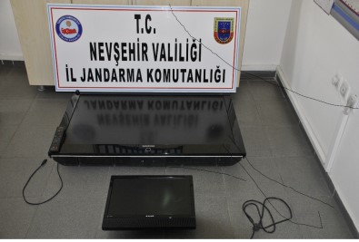 Nevşehir'de Hırsızlık Şüphelisi 8 Şahıs Yakalandı