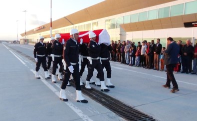 Şehit Polis Murat Ködük'ün Cenazesi Kütahya'ya Getirildi