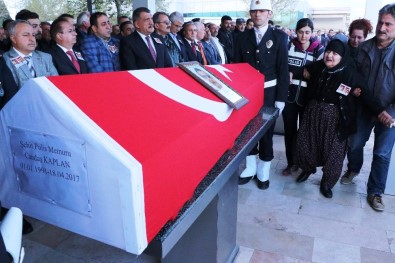 Şehit Polisler İçin Cenaze Töreni Düzenlendi