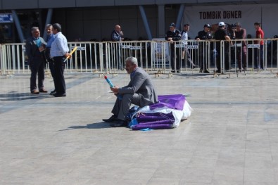 Aydın'da HDP'nin 'hayır' mitingi beklenen ilgiyi görmedi