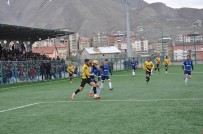 HAKKARİ VALİSİ - Hakkârispor Ağırladığı Kurtalanspor'u 4-1 Mağlup Etti