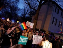 BARACK OBAMA - New York'ta Trump karşıtı gösteri