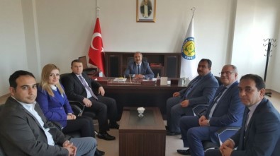 Viranşehir Kaymakam Ömer Çimşit'ten Sağlık Meslek Yüksek Okulu'nu Ziyaret Etti