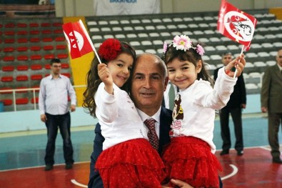 Başkan Akgün Açıklaması 'Atatürk'ün Yolunda Yürüyen Çocuklar Yarınlarımızın Teminatıdır'