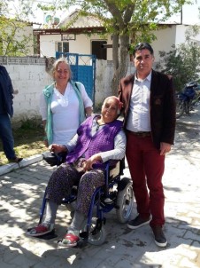 Didim Engelliler Derneğinden Anlamlı Sandalye Bağışı
