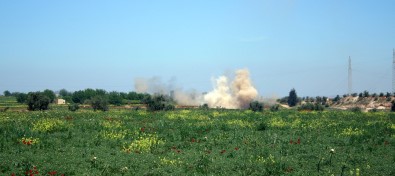 Esed Rejimi, Al Latamine'yi Bombaladı