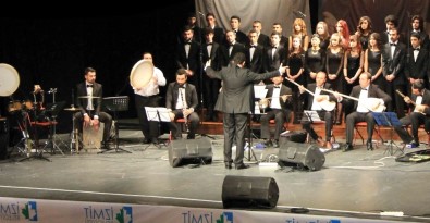 Halk Müziği Korosu Yılın İlk Konserine Çıkıyor