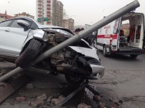 BARIŞ MANÇO - Hastaneye Yetişmek İsterken Kazaya Neden Oldu