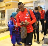 RECEP KıVRAK - Trabzonspor, Antalya'ya Gitti