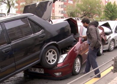 Ankara'da Zincirleme Kaza