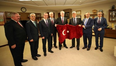 Başkan Karaosmanoğlu Açıklaması 'OSB'ler Üretimin Kalbidir''