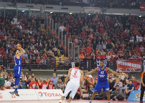 Euroleague'de temsilcilerimiz yüzümüzü güldürdü