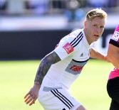 ÇEK CUMHURIYETI - Gaziantepspor'un Milli Oyuncusu İntihar Etti