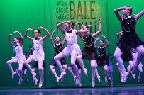 Muratpaşa'da 'Antalya Çocuk Ve Genç Bale Festivali' Gerçekleştirildi