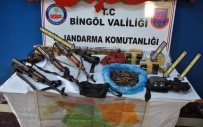 MÜHİMMAT DEPOSU - Bingöl'de Terörle Mücadele Operasyonları Hız Kesmeden Devam Ediyor