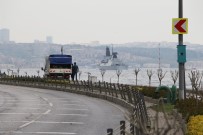 SAVAŞ GEMİSİ - İngiliz Savaş Gemisi İstanbul Boğazı'ndan Geçti