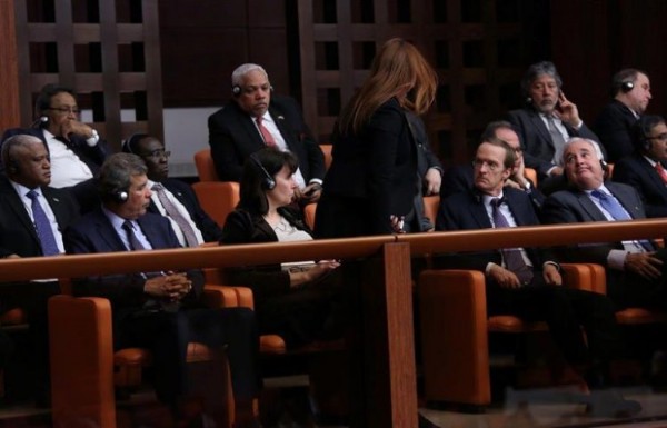 Bacak bacak üstüne attı, böyle uyarıldı!