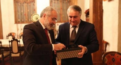 Azerbaycan'ın Kurucusu Mehmed Emin Resulzade'nin Torunu Ankara'ya Geliyor