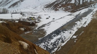 Bayburt Akşar Mehmet Aslan Barajı'nda Yüzde 75 Fiziki Gerçekleşmeye Ulaşıldı