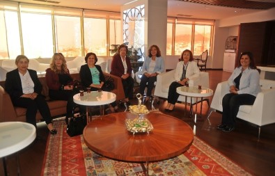 CHP İl Kadın Kollarından Başkan Çerçioğlu'na Ziyaret
