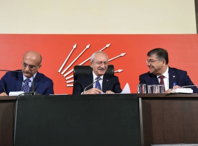 Kılıçdaroğlu'ndan AYM Başkanı Zühtü Arslan'a Teşekkür