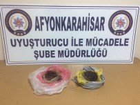 KONTROL NOKTASI - Polis Operasyonunda 1 Kilo 50 Gram Afyon Sakızı Ele Geçirdi, 3 Kişi Yakalandı