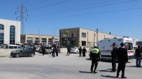 SİLAHLI ÇATIŞMA - Sakarya'da Silahlı Çatışma Açıklaması 1 Ölü 6 Yaralı