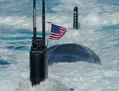 ABD o bölgeye en büyük denizaltısını gönderdi!